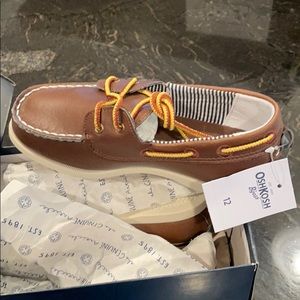 Boys Osh Kosh brown boat shoe slip ons